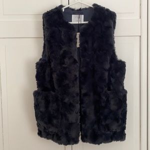NWT Girls Zara Faux Fur Vest Dark Blue 11 12